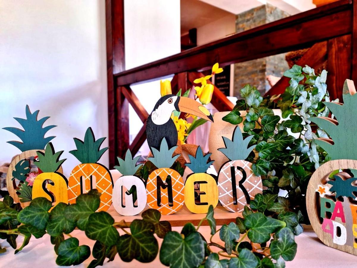 Vila Fenix B&B Ruzomberok Esterno foto