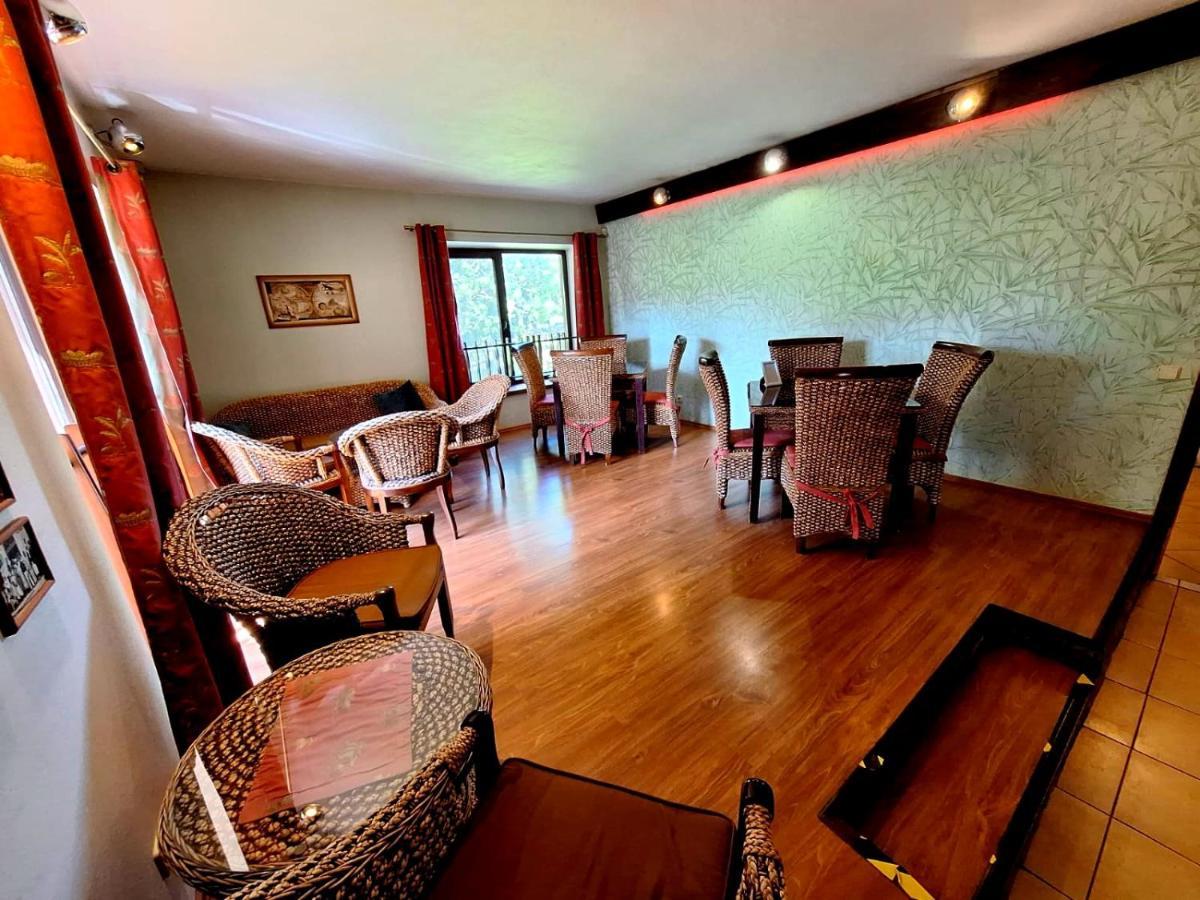 Vila Fenix B&B Ruzomberok Esterno foto