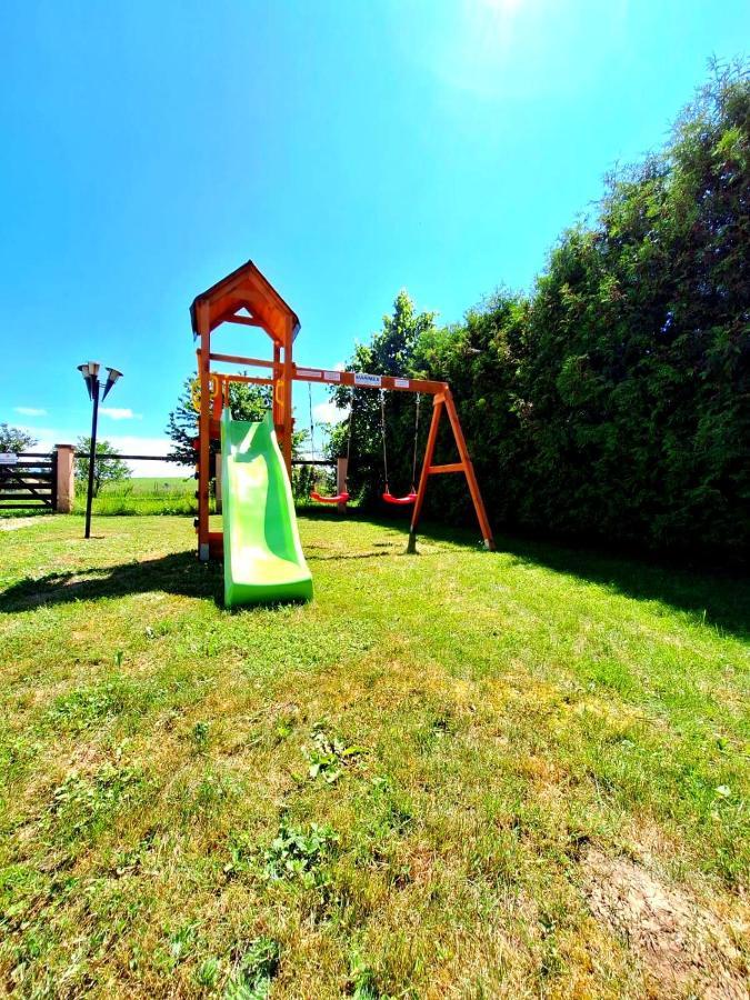 Vila Fenix B&B Ruzomberok Esterno foto